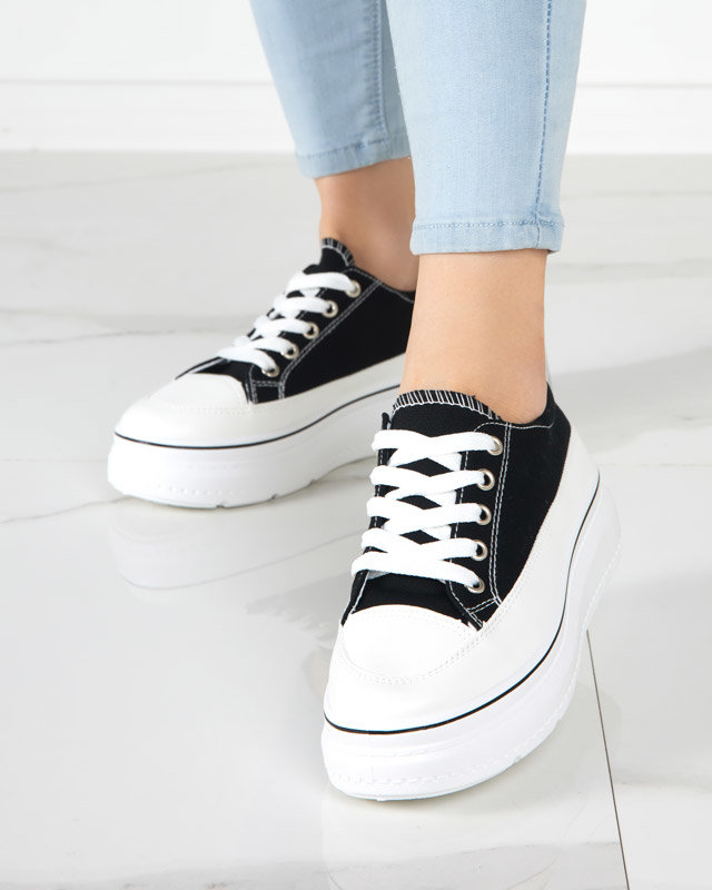 OUTLET Schwarze Damen-Sneakers auf der Veritar-Plattform - Schuhe