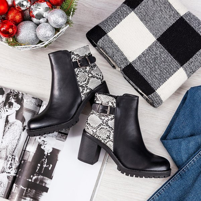 Schwarze Stiefeletten an der höheren Säule Claretta - Footwear