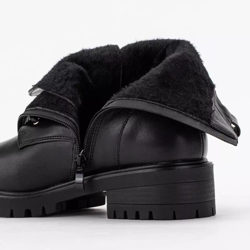 OUTLET Чорні чоботи з перлами Mais - Взуття