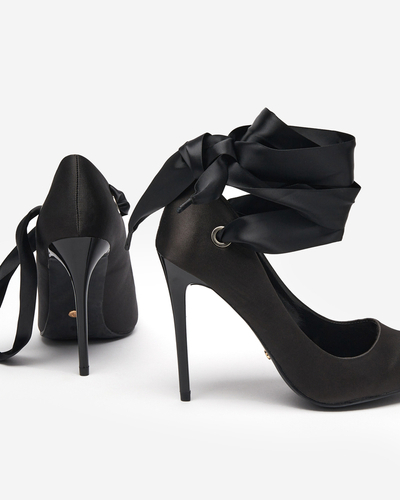 Schwarze Damenpumps mit Detis-Bindung - Schuhe