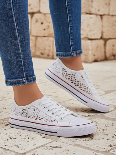 Aurelia Bianco - Ajour-Sneakers Royalfashion aus weißem Stoff, Größe 40