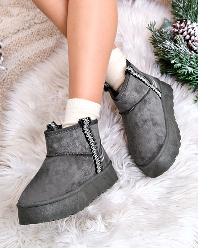 Royalfashion Damen Kurzstiefel a'la Schneestiefel mit Ornament Erititta