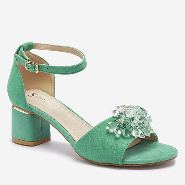 Grüne Damensandalen auf einem Pfosten mit dekorativen Kristallen Cerosso- Footwear