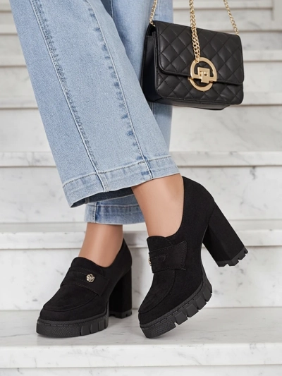 Elegante Schwarze Anitka Schuhe aus Öko-Leder