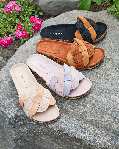 Жіночі еко-замшеві тапочки Zapri коричневого кольору - Взуття