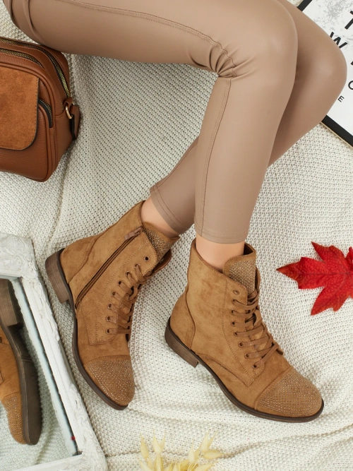 Еко замшеві жіночі ботфорти на шнурівці з цирконами Marvelli