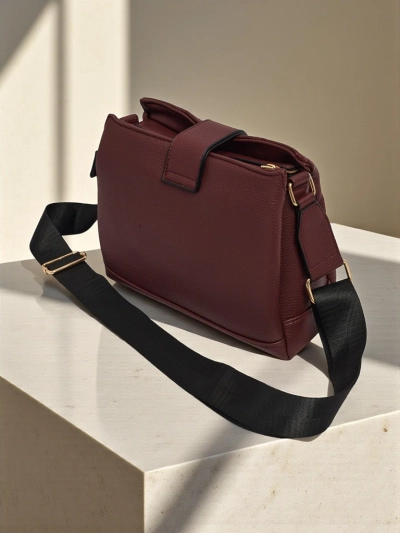 Kleine gesteppte Handtasche aus weichem Öko-Leder Cinder Loom