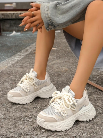 Royalfashion Damen sportliche Sneakers auf dickerer Sohle Loness