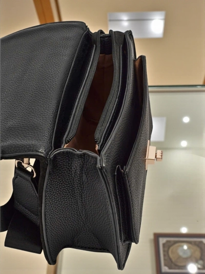 Kleine Damenhandtasche aus Öko-Leder Esmira