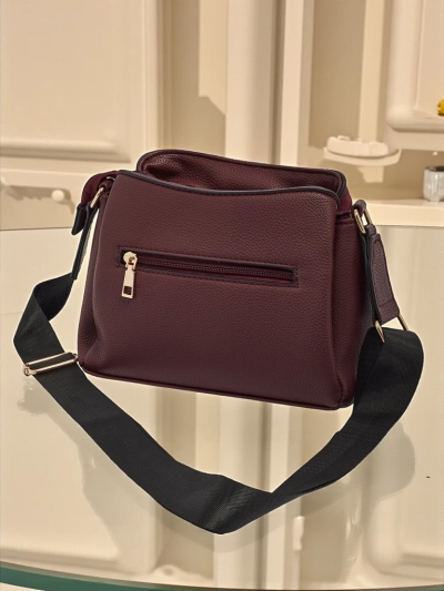 Kleine Damenhandtasche aus Öko-Leder Novaria
