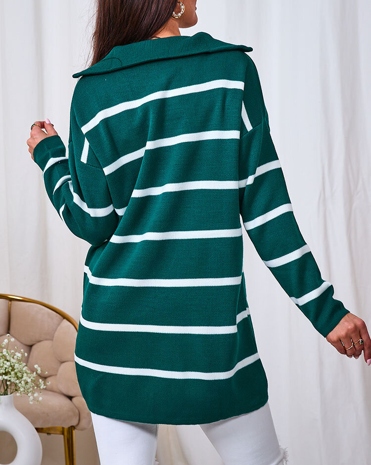 Royalfashion Grüner Damenpullover mit aufgeknöpftem Rollkragen