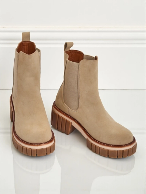 Ботки на підборах з еко нубуку Amber Walk