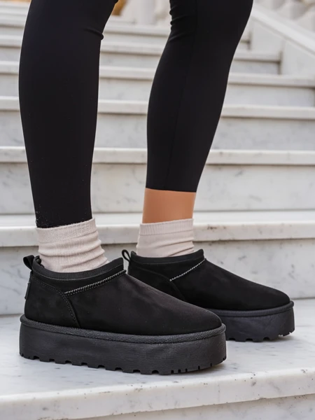 Royalfashion Damen Kurzstiefel a'la Schneestiefel Ozozi
