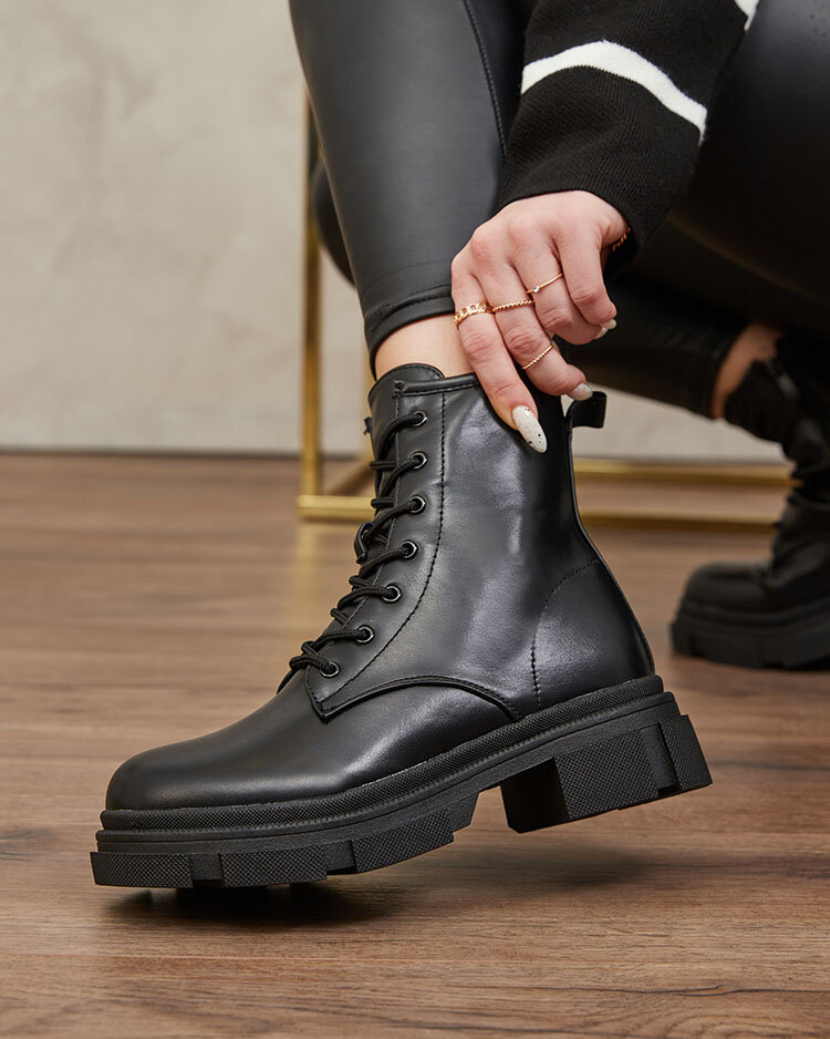 Royalfashion Eco Leder Damen Baggerstiefel in schwarz Stiifer