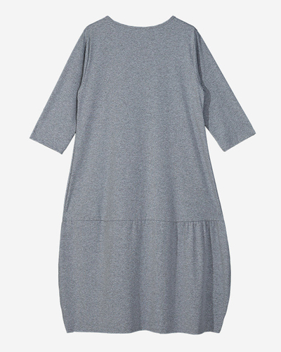 Graues Damenkleid mit Aufdruck und abgeschnittenem Saum - Kleidung