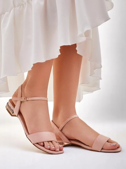 Royalfashion Жіночі плоскі сандалі Aronies