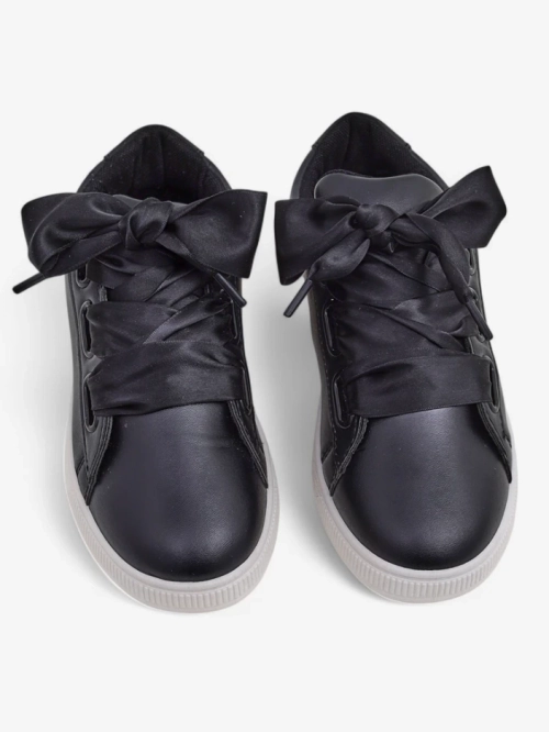 Royalfashion Жіноча кросівка з еко-шкіри з декоративними шнурками Etti