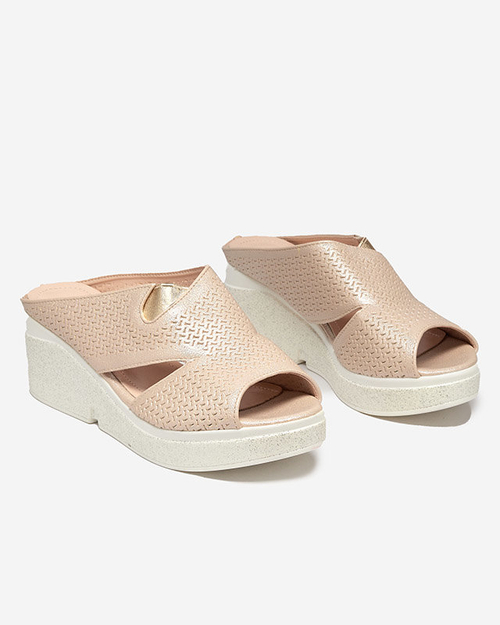 Блискучі жіночі бежеві тапочки Dosamis- Взуття