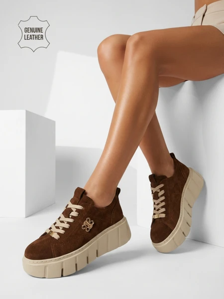 Sportliche Damen-Sneakers aus Naturleder Renos