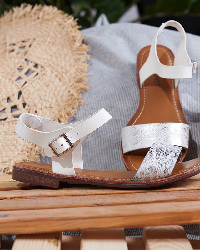 Damensandale mit weißer Prägung Xetera - Schuhe