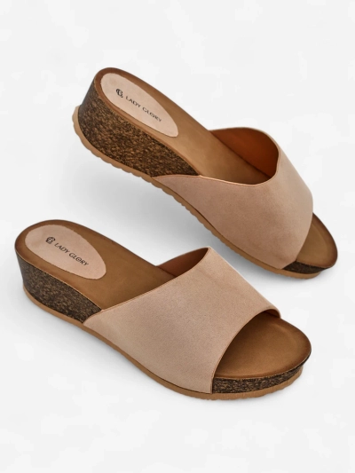Royalfashion Damen Sandalen auf einem niedrigen Wedge Maderas