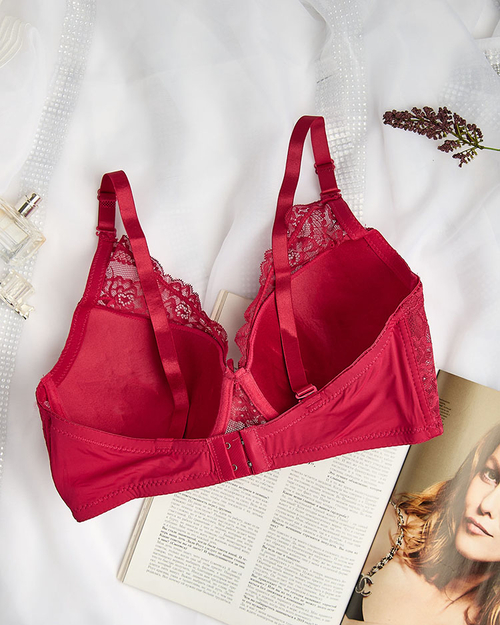 Жіночий бюстгальтер Royalfashion, декорований мереживом