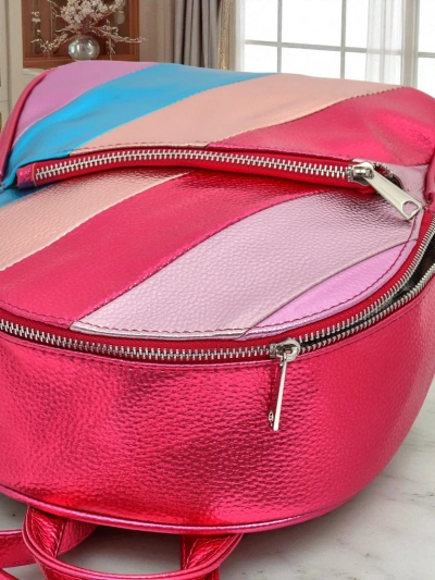 Royalfashion Damenrucksack aus Öko-Leder mit metallischen Streifen Metallic Stripes