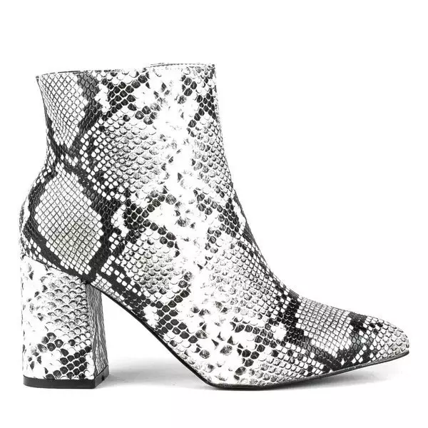 OUTLET Schwarz-weiße Stiefel auf einem Pfosten mit Serpentinenmuster Verano - Schuhe