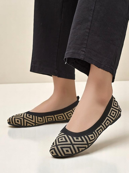 Royalfashion Stoffballerinas für Damen mit geometrischem Print Metrisch