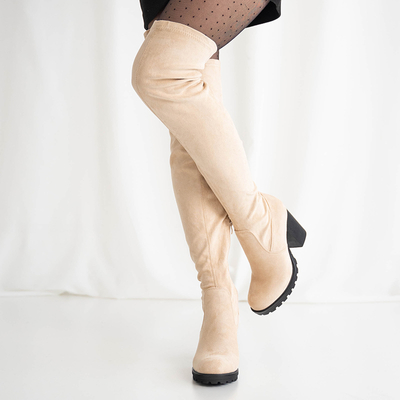 Beige Damen-Overknee-Stiefel am Shevao-Posten - Schuhe