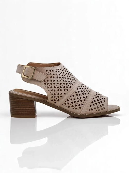 Royalfashion Жіночі сандалі на низькому каблуці ажурні Elira