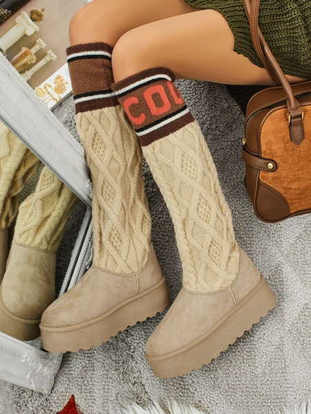 Hohe Damenstiefel im Schneestiefel-Stil mit Schaft Anane