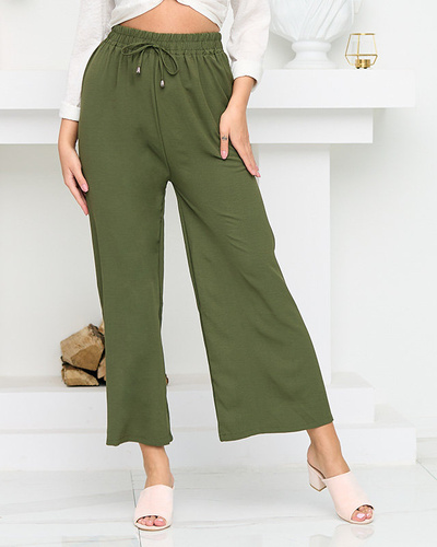 Weite Palazzo-Hose für Damen in Grün. Bekleidung