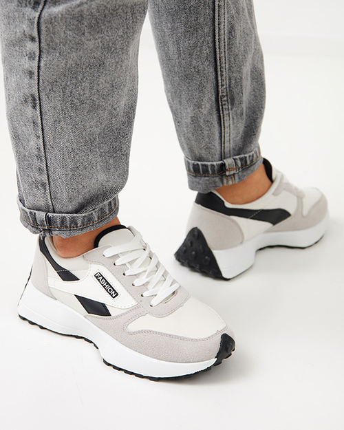 Біло-сірі жіночі кросівки Berinn