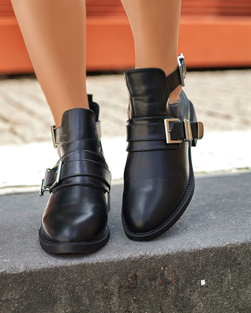 Чорні жіночі півчобітки з вирізом Wirocci - Взуття