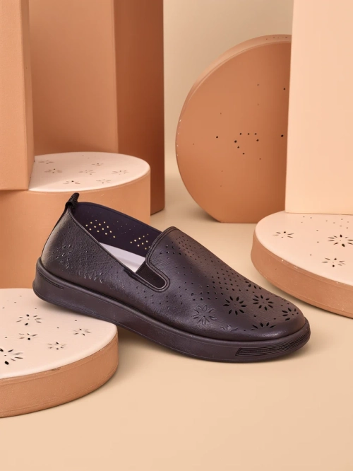 Чорна Елегантність Ікона