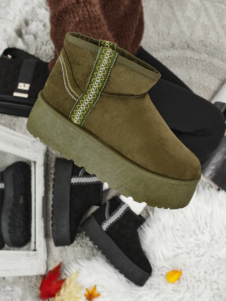 Kurze Damenstiefel a'la Schneestiefel Althea