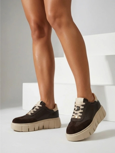 Sportliche Damen-Sneakers aus Naturleder Taures