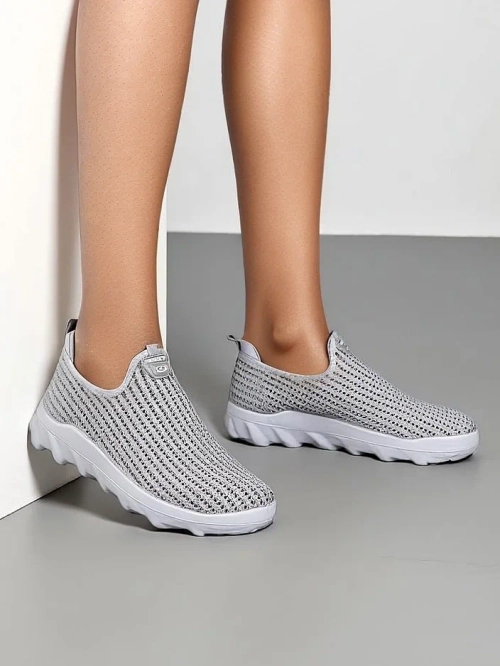 Royalfashion Жіночі спортивні туфлі на зав'язках Eraste