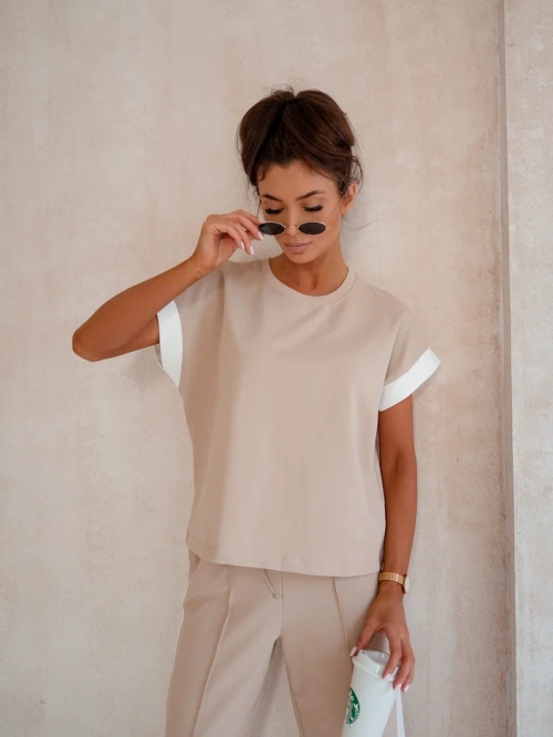 Royalfashion Жіночий котоновий комплект з коротким рукавом та розкльошеними штанами