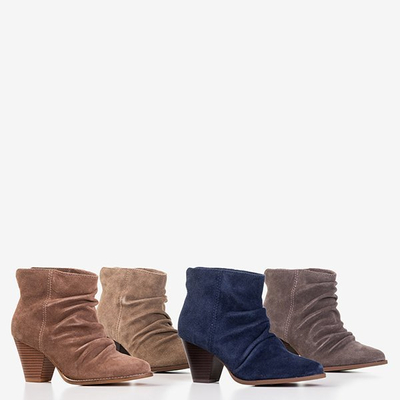 Dunkelblaue Stiefeletten mit gerafften Holtien - Schuhen