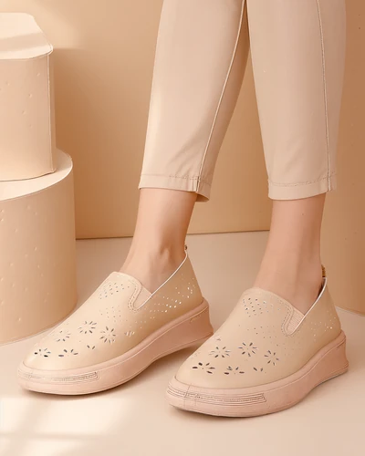 Royalfashion Damen Sportliche Slipper Olleffi