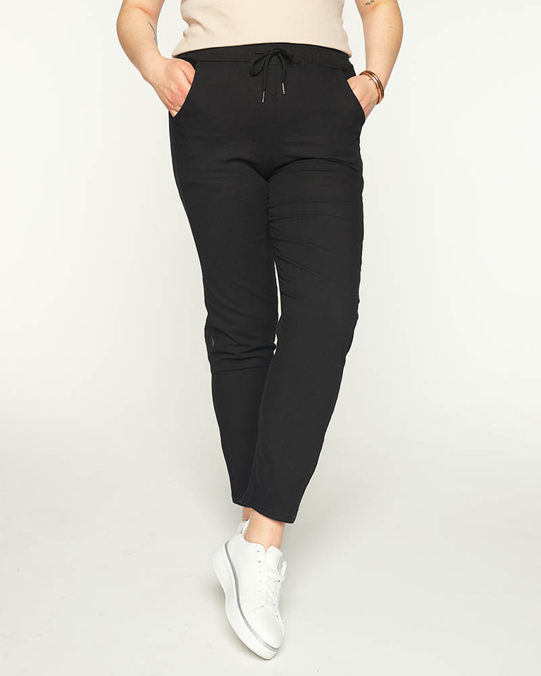 Schwarze bequeme Damenhose PLUS SIZE - Kleidung
