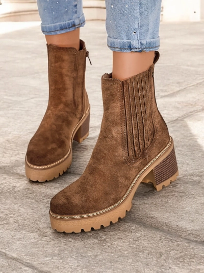 Royalfashion Eco-Wildleder Damen Stiefeletten auf einem Pfeiler Segiag