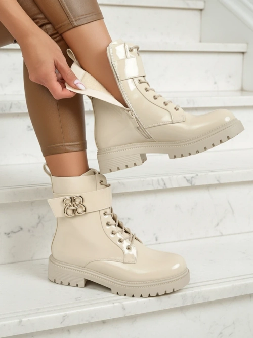 Бежеві ботильйони Ariadne з екологічної шкіри на блискавці, круглий носок стильні