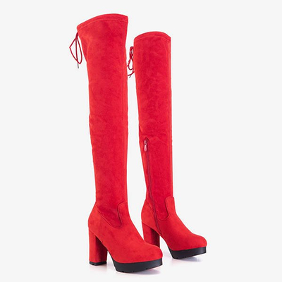 Rote Overknee-Stiefel am Pfosten Fortunata - Schuhe