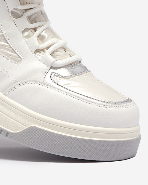 OUTLET Білі жіночі черевики на шнурівці a'la snow boots Ojilen - Взуття