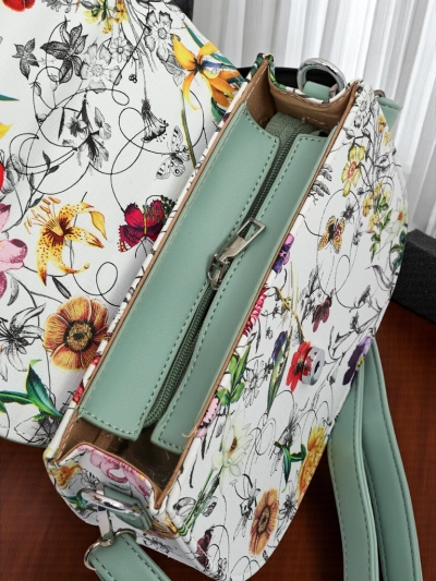 Royalfashion Kleine Damenhandtasche aus Öko-Leder mit Blumenmuster Ori Elle
