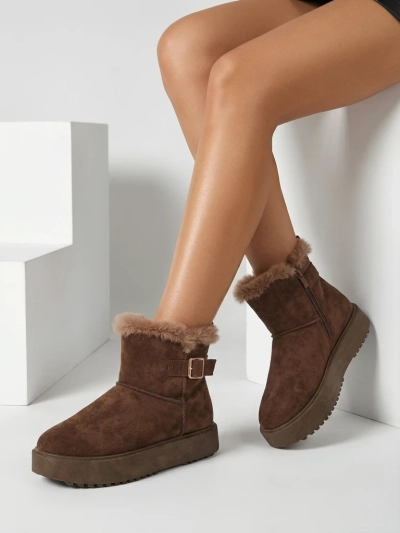 Royalfashion Kurze Damenstiefel im Schneestiefel-Stil Winter Crest