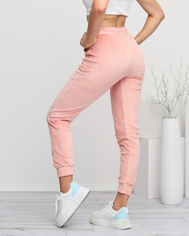 Damen-Jogginghose aus rosa Velours mit der Aufschrift - Kleidung